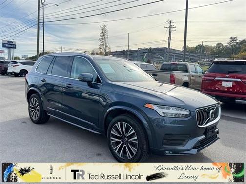 2022 Volvo XC90 T5 Momentum 7 Passenger