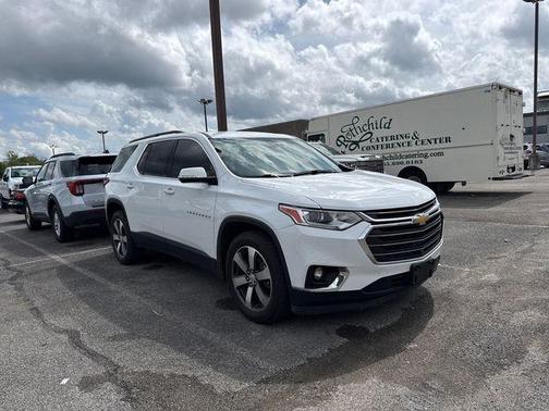 Summit White 2020 Chevrolet Traverse LT Leather