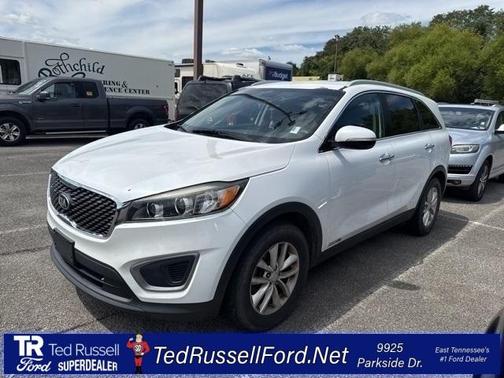 2017 Kia Sorento LX