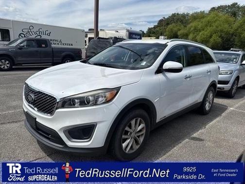 2017 Kia Sorento LX