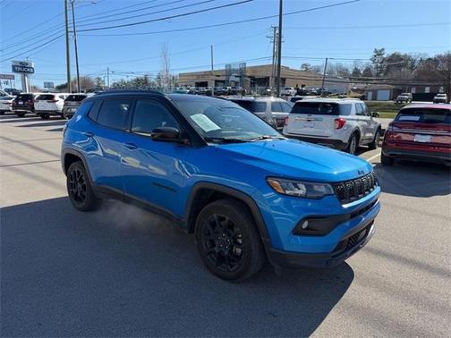 2023 Jeep Compass Altitude