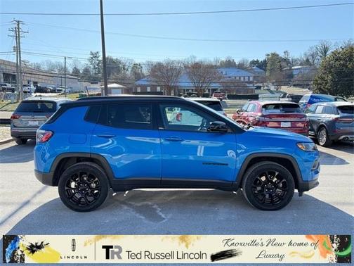 2023 Jeep Compass Altitude
