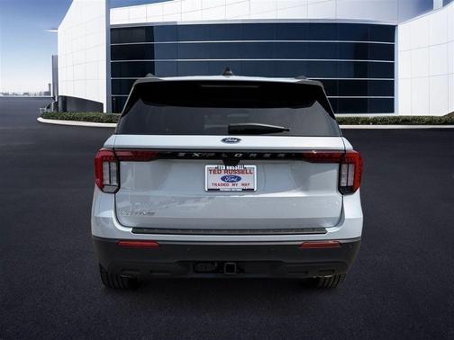 White Metallic 2026 Ford Explorer Active