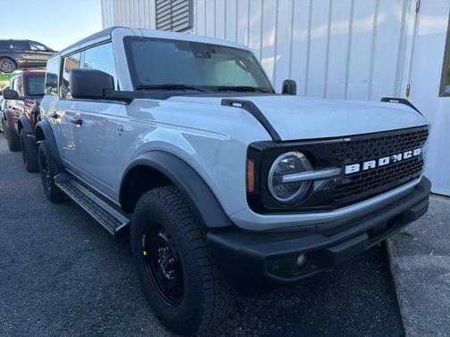 Gray 2026 Ford Bronco Outer Banks