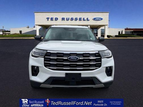 White Metallic 2026 Ford Explorer Active