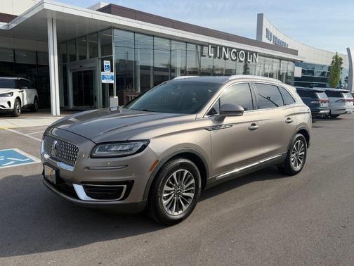 Mocha 2020 Lincoln Nautilus Standard
