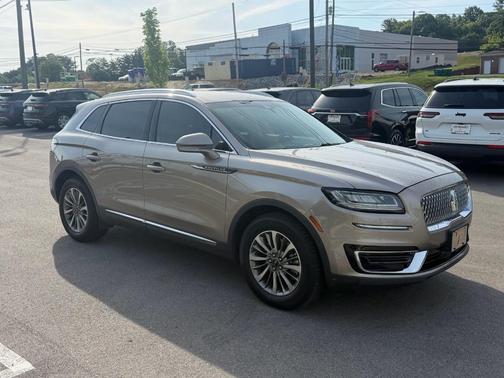 Mocha 2020 Lincoln Nautilus Standard