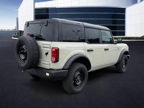 Tan 2026 Ford Bronco Big Bend