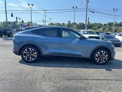 2024 Ford Mustang Mach-E Select