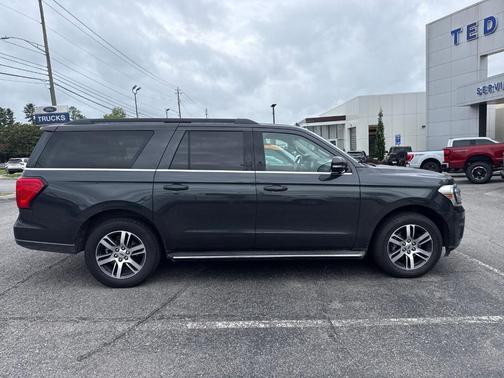 Dark Matter Metallic 2022 Ford Expedition Max XLT