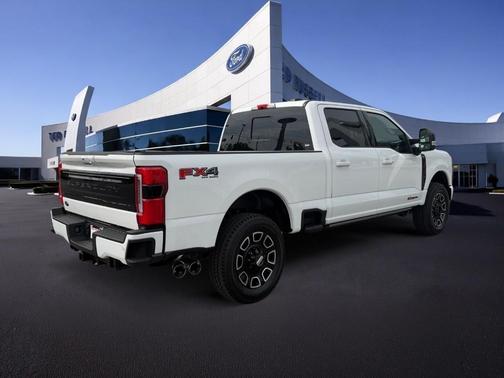 White Metallic 2026 Ford F-250 Platinum