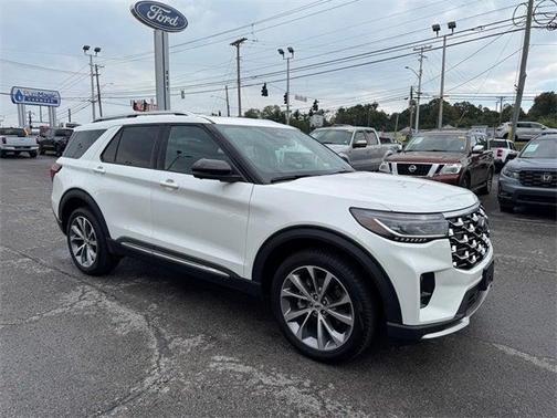 2025 Ford Explorer Platinum