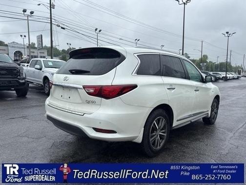 2017 INFINITI QX60 Base