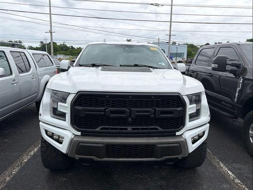 Oxford White 2019 Ford F-150 Raptor