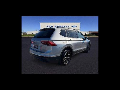 Pyrite Silver Metallic 2024 Volkswagen Tiguan 2.0T S