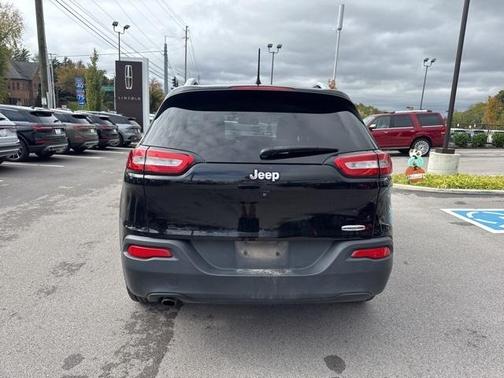 2018 Jeep Cherokee Latitude Plus