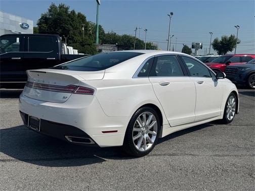2016 Lincoln MKZ Base