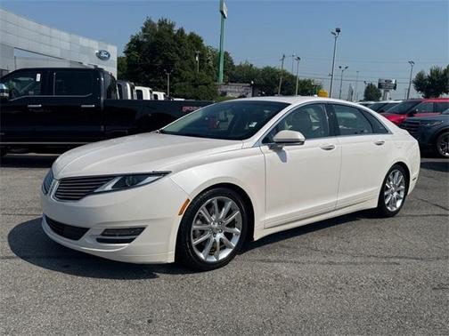 2016 Lincoln MKZ Base