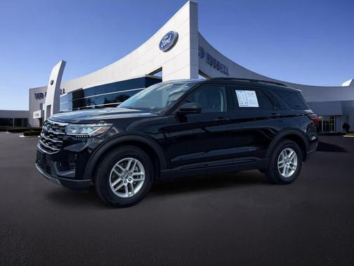 Black Metallic 2026 Ford Explorer Active
