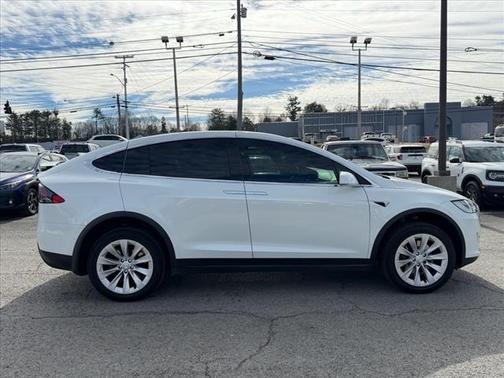 2017 Tesla Model X 75D