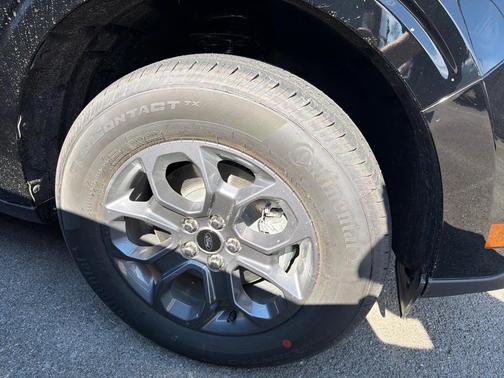 Black 2026 Ford Maverick XLT
