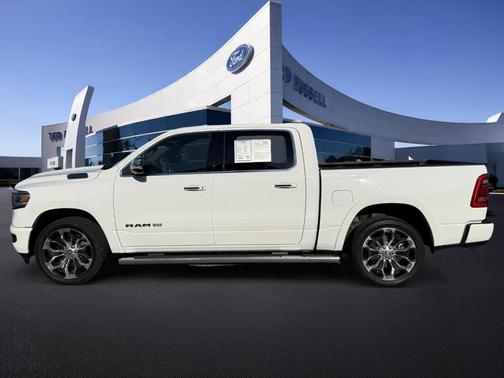 Bright White Clearcoat 2022 RAM 1500 Longhorn
