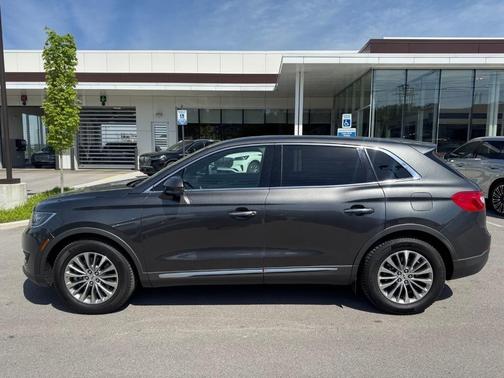 Magnetic Gray Metallic 2019 Lincoln MKC Select
