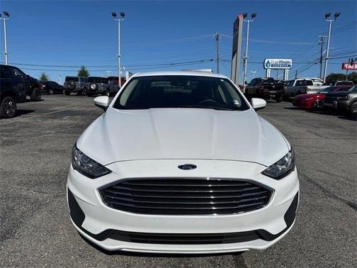 2020 Ford Fusion Hybrid SE