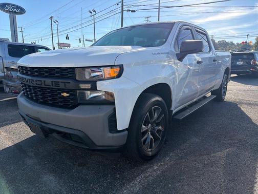 Summit White 2019 Chevrolet Silverado 1500 WT