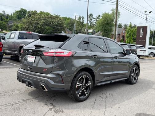 Magnetic 2020 Ford Edge ST