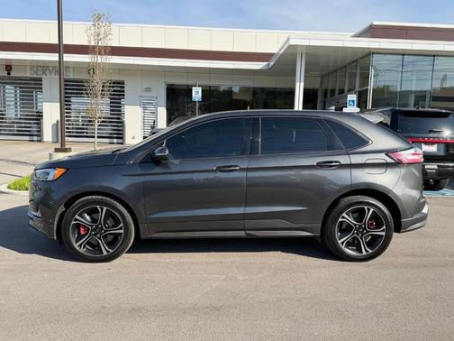 Magnetic 2020 Ford Edge ST