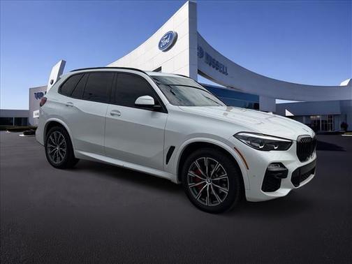 White Metallic 2021 BMW X5 xDrive40i