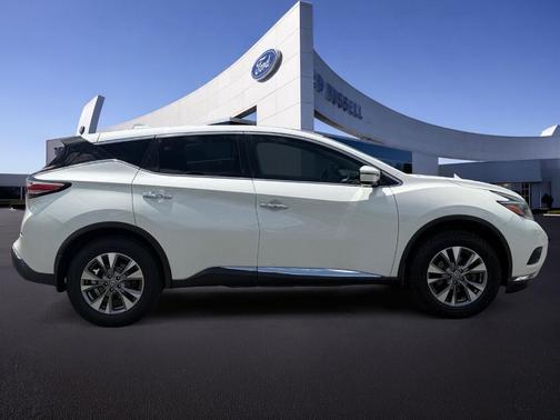White 2018 Nissan Murano S