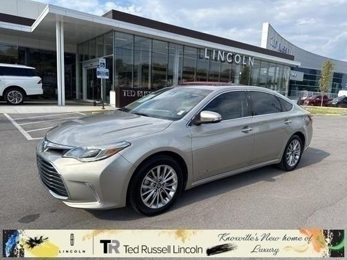 2018 Toyota Avalon Hybrid Limited