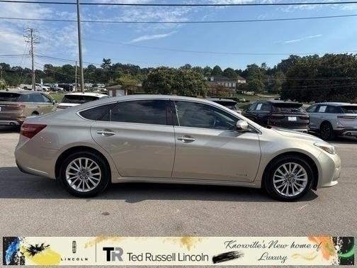 2018 Toyota Avalon Hybrid Limited