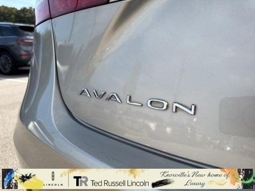 2018 Toyota Avalon Hybrid Limited