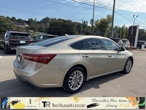 2018 Toyota Avalon Hybrid Limited