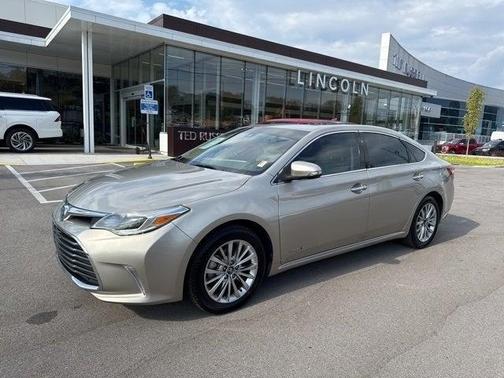 2018 Toyota Avalon Hybrid Limited