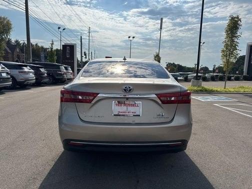 2018 Toyota Avalon Hybrid Limited