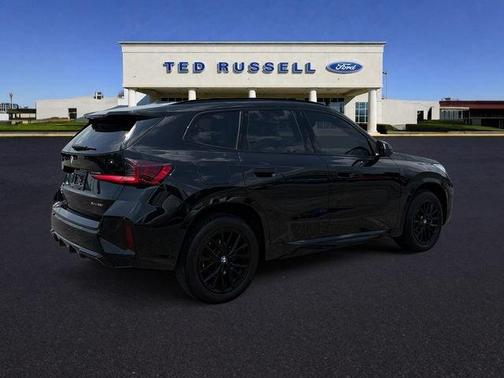 Black Sapphire Metallic 2025 BMW X1 xDrive28i