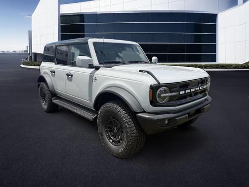 Gray 2026 Ford Bronco Outer Banks