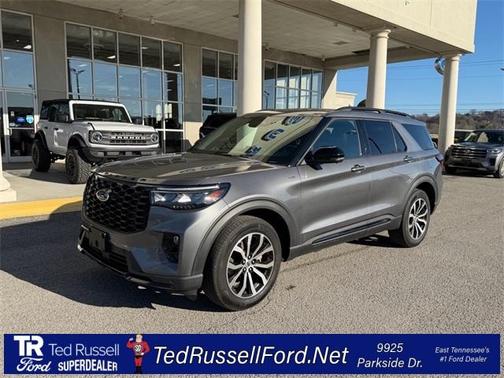 2025 Ford Explorer ST-Line