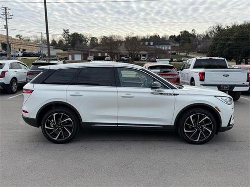 2025 Lincoln Corsair Reserve