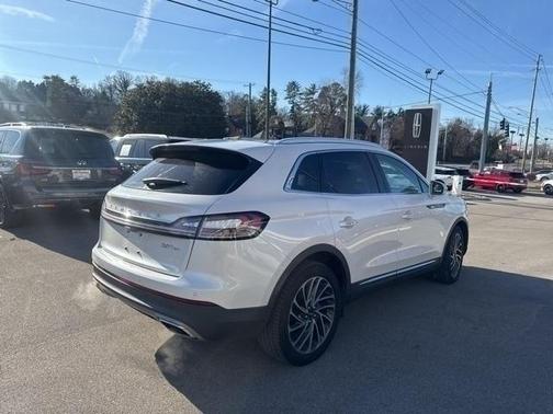 2019 Lincoln Nautilus Reserve