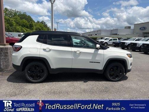 White Clearcoat 2018 Jeep Compass Altitude