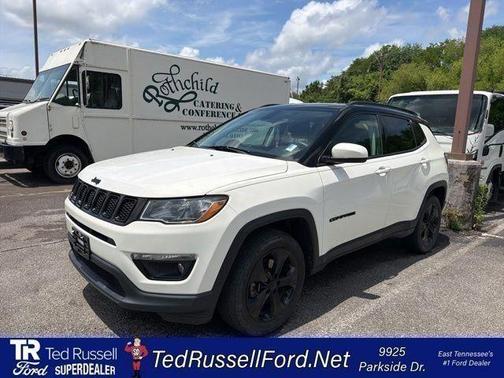 White Clearcoat 2018 Jeep Compass Altitude