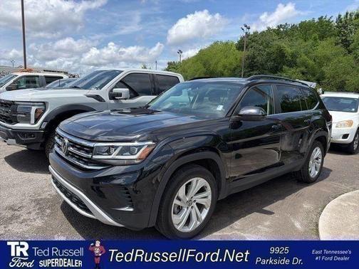 Deep Black Pearl Effect 2021 Volkswagen Atlas 3.6 V6 SE w/ Technology