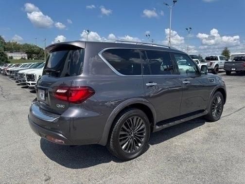 2024 INFINITI QX80 SENSORY