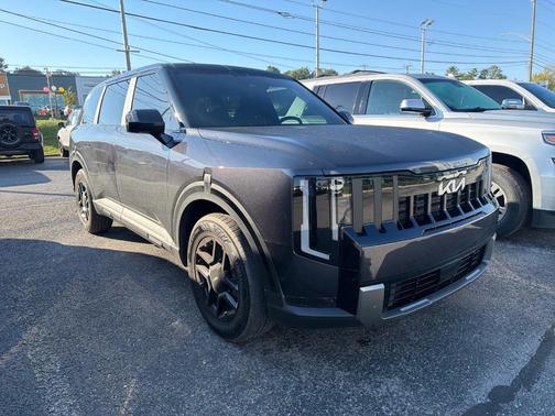 Metal 2027 Kia Telluride LX