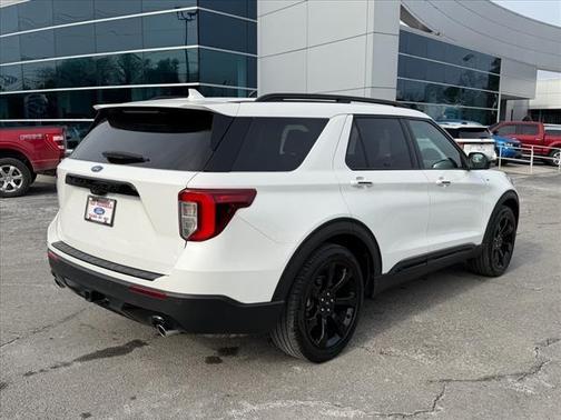 2023 Ford Explorer ST-Line